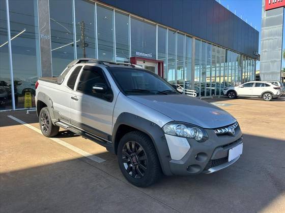 FIAT STRADA 1.8 MPI ADVENTURE CE 16V FLEX 2P MANUAL FIAT STRADA 1.8 MPI ADVENTURE CE 16V FLEX 2P MANUAL